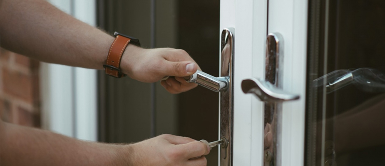 24 hour key locksmith Pedley